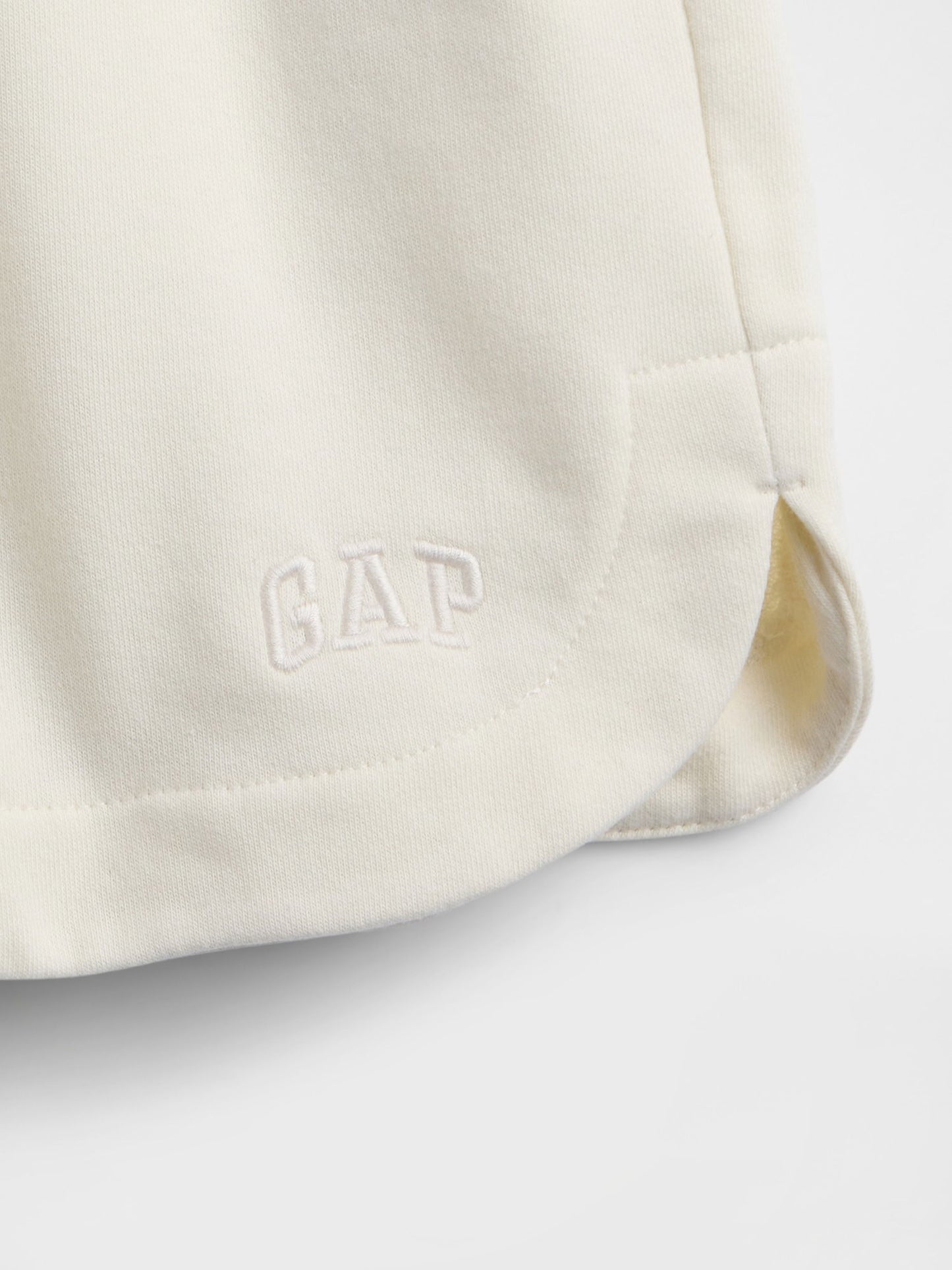 Bej Gap Logo Fransız Havlu Kumaşı Şort