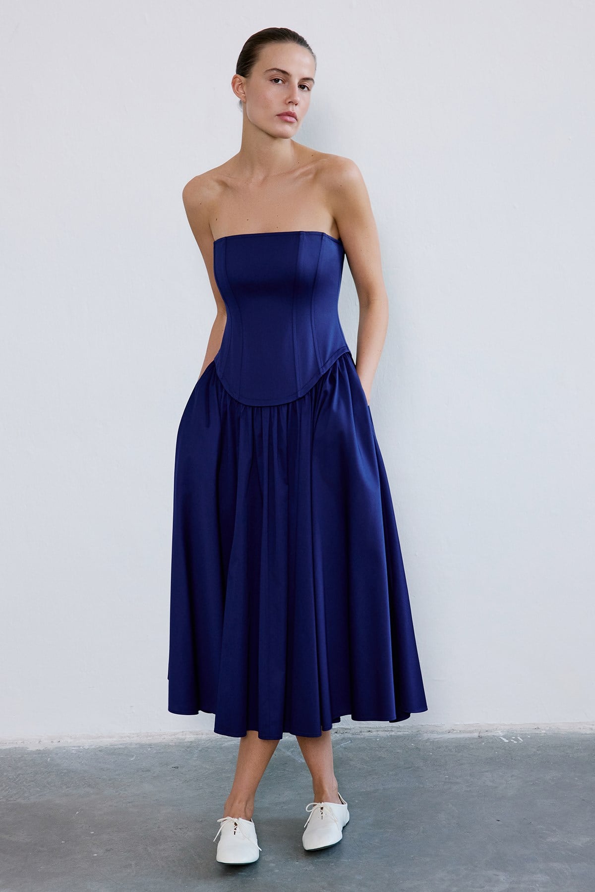 Straplez Balenli Midi Poplin Lacivert Elbise
