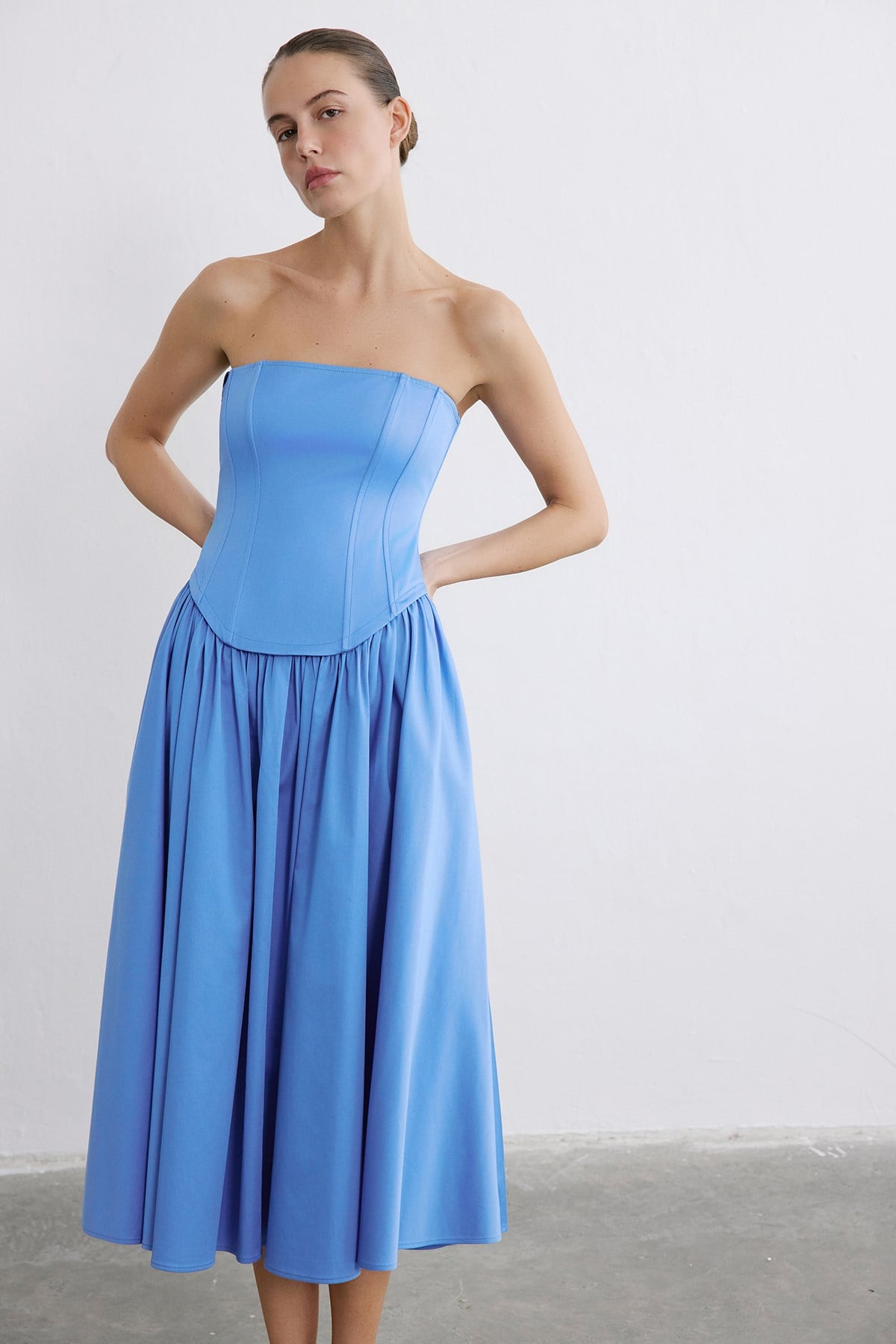 Straplez Balenli Midi Poplin Mavi Elbise