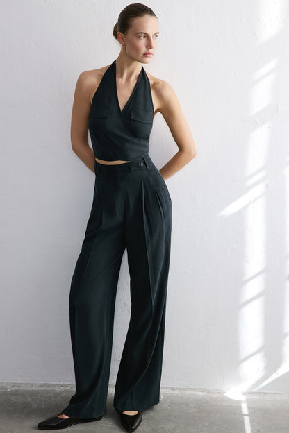Sırt Dekolteli Kruvaze Crop Siyah Bluz