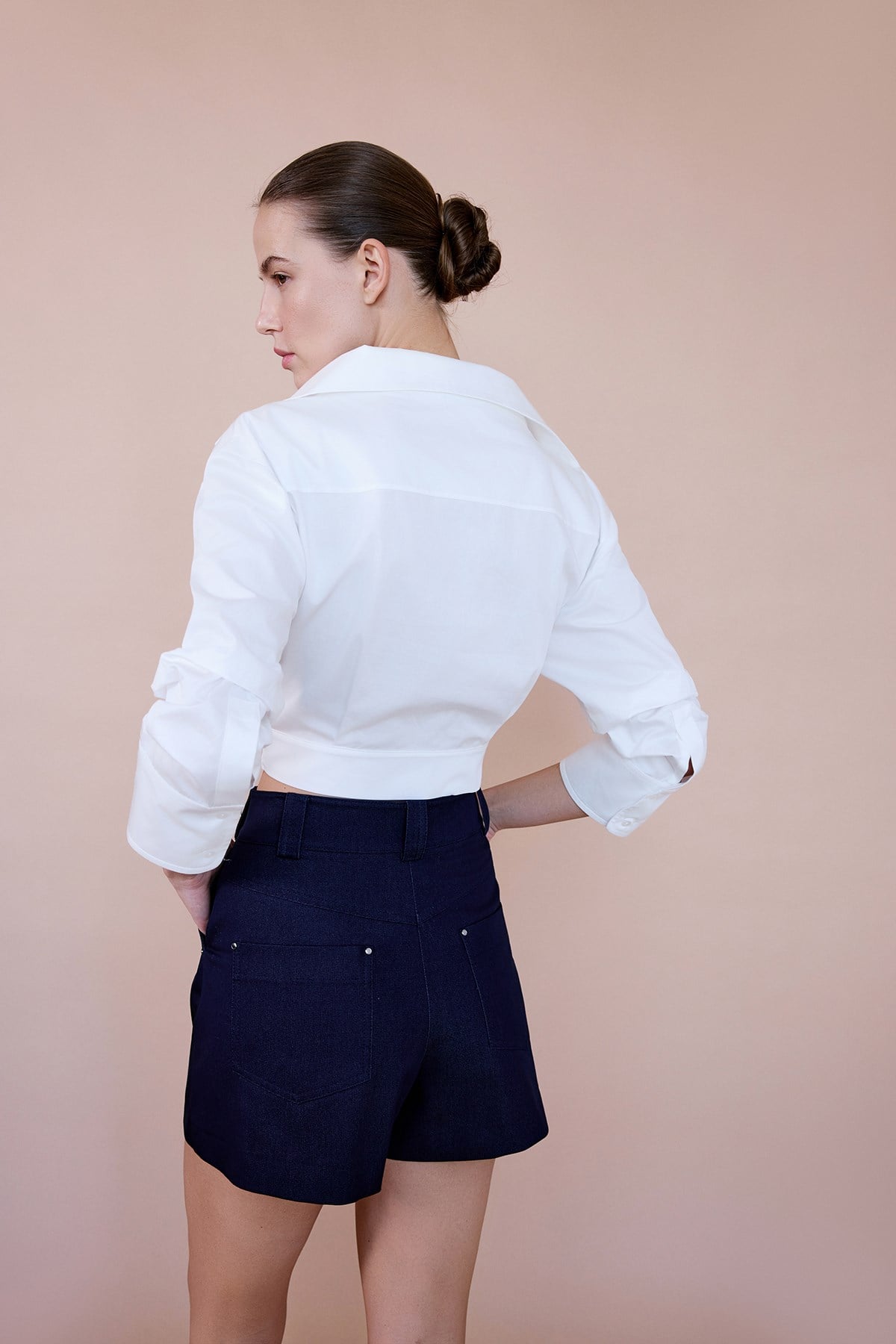 Kruvaze Yaka Poplin Crop Ekru Gömlek