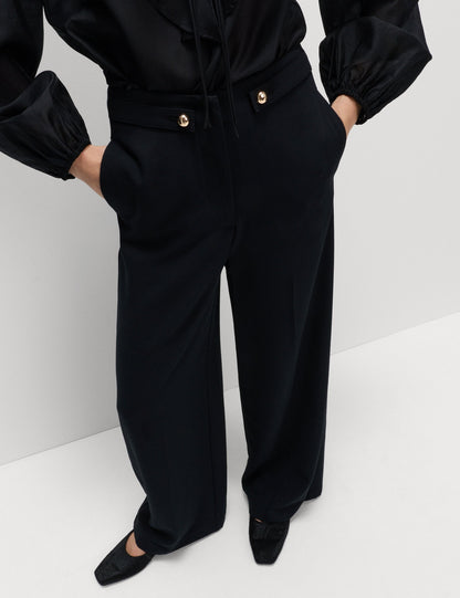 Detaylı Geniş Paça Pantolon