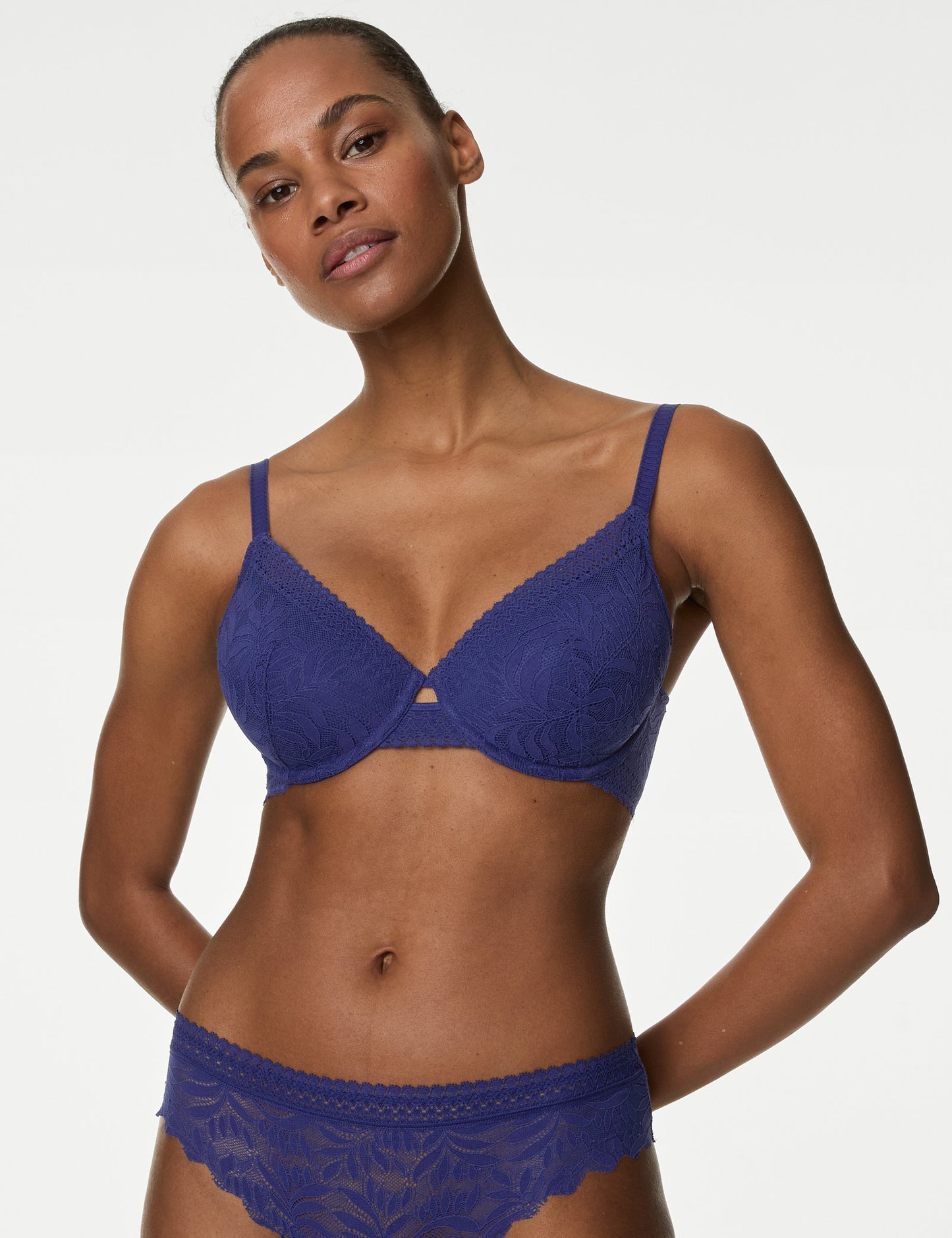 Flexifit:trade_mark: Dantel Detaylı Destekli Full Cup Sütyen