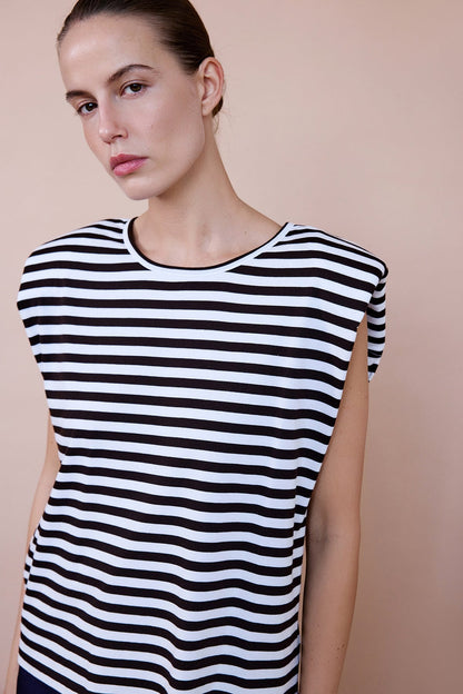 Vatkalı Örme Kahve Beyaz T-shirt