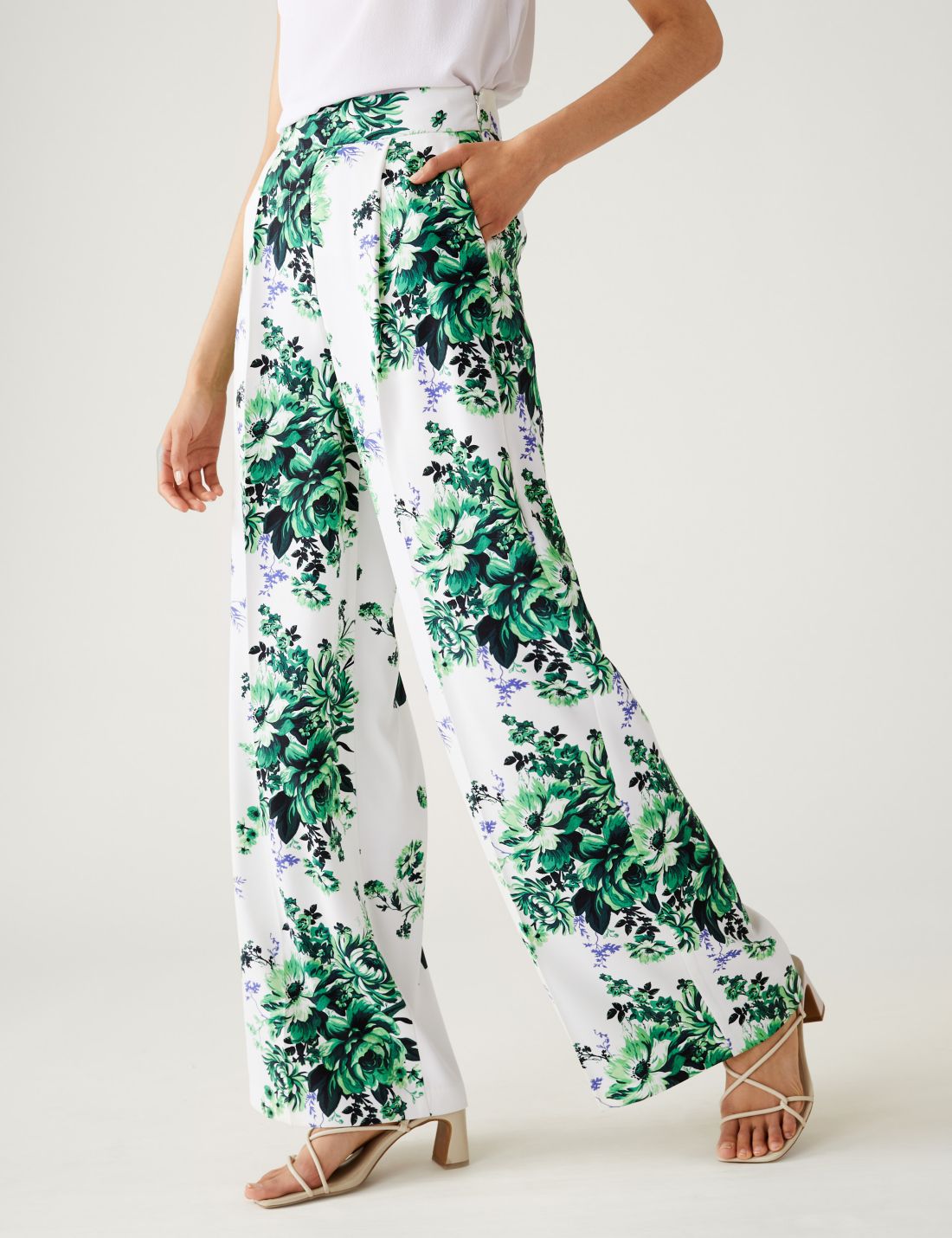 Çiçek Desenli Wide Leg Saten Pantolon