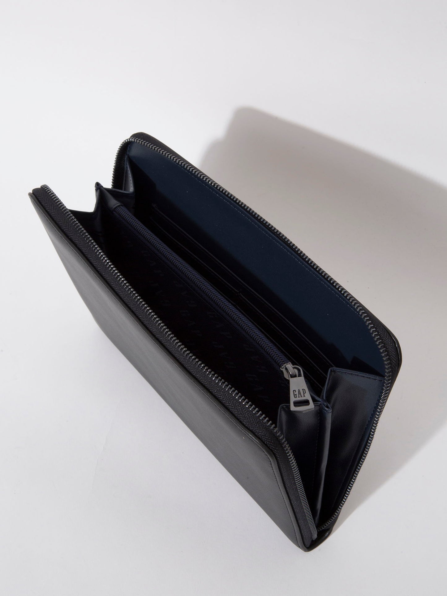 Siyah Gap Logo Clutch Çanta
