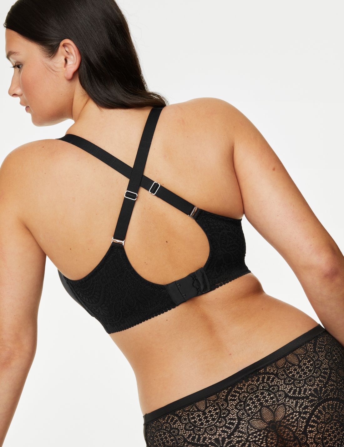 Body Soft: Balensiz Plunge Sütyen