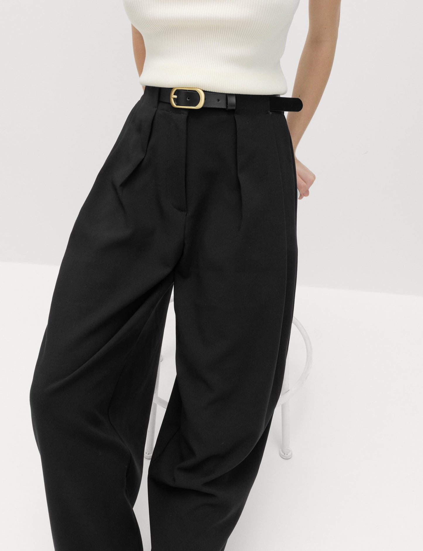 Pile Detaylı Tapered Fit Kadın Pantolon