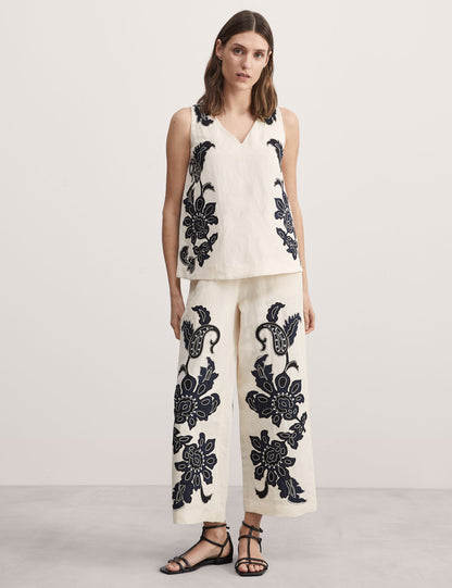 Jaeger Işleme Detaylı V Yaka Keten Bluz