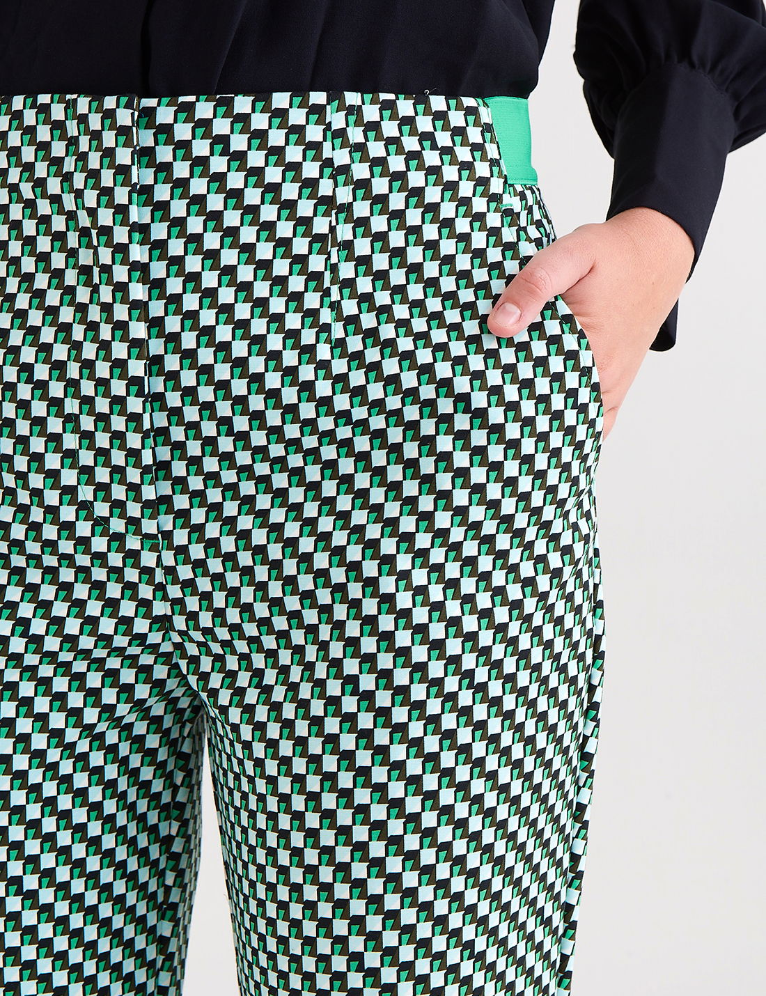 Slim Fit Desenli Yüksek Bel Pantolon
