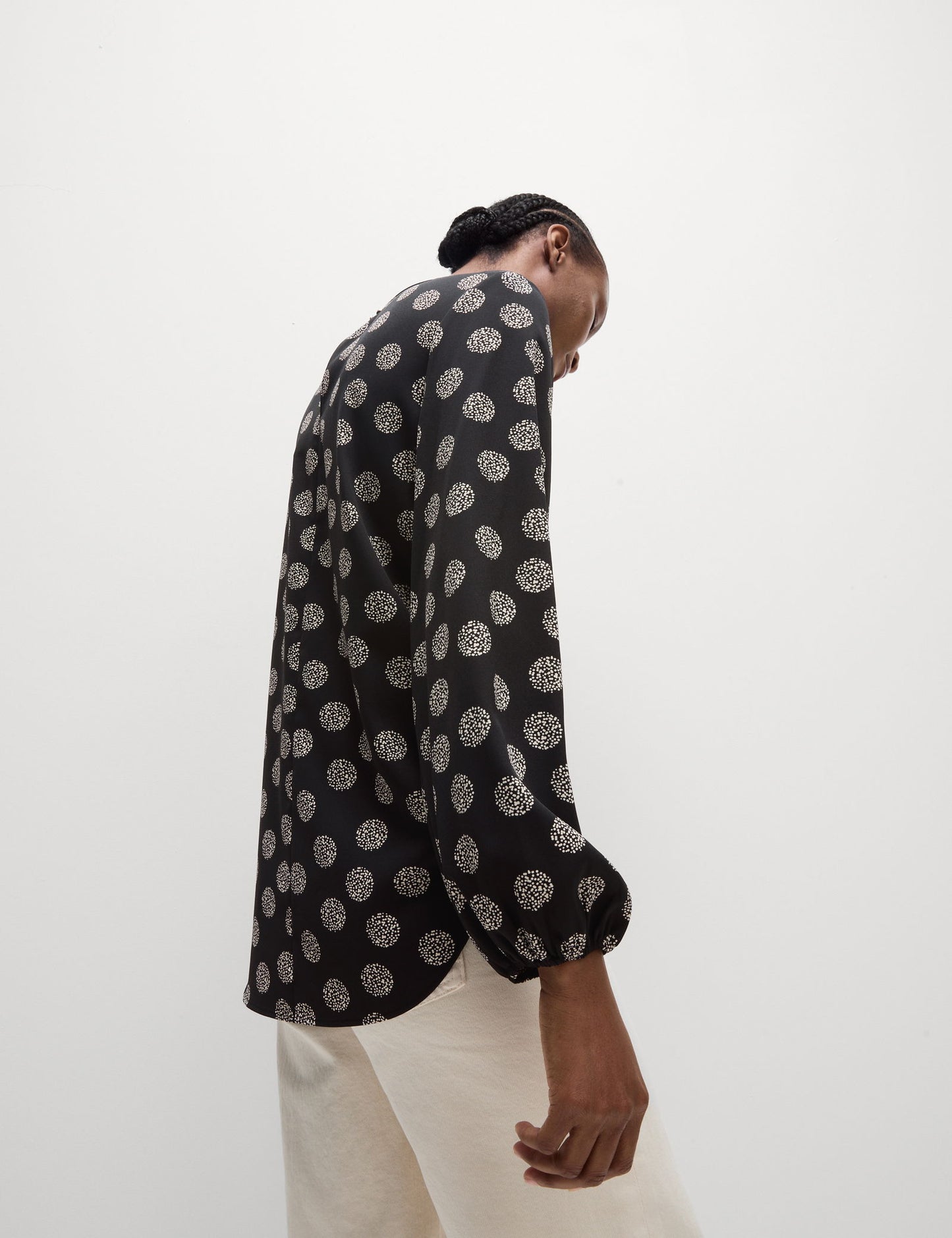 V Yaka Desenli Bluz
