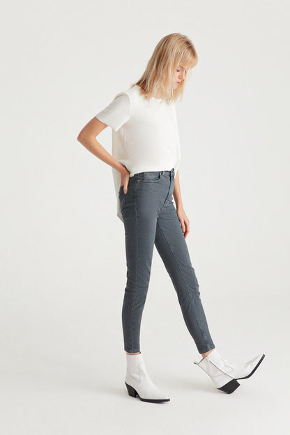 Antrasit Yüksek Bel Düz Kesim Jean