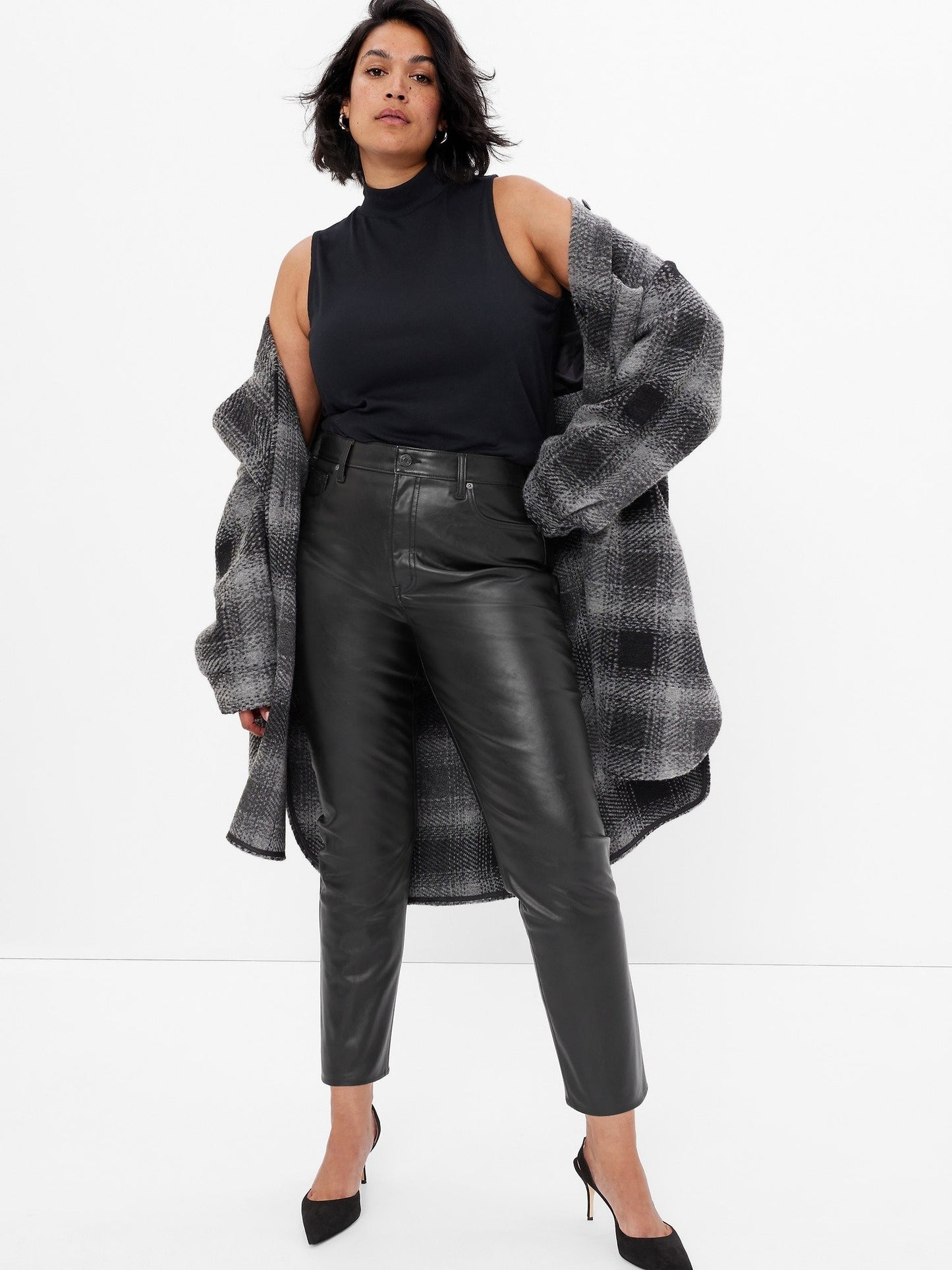 Siyah High Rise Suni Vegan Deri Vintage Slim Jean Pantolon