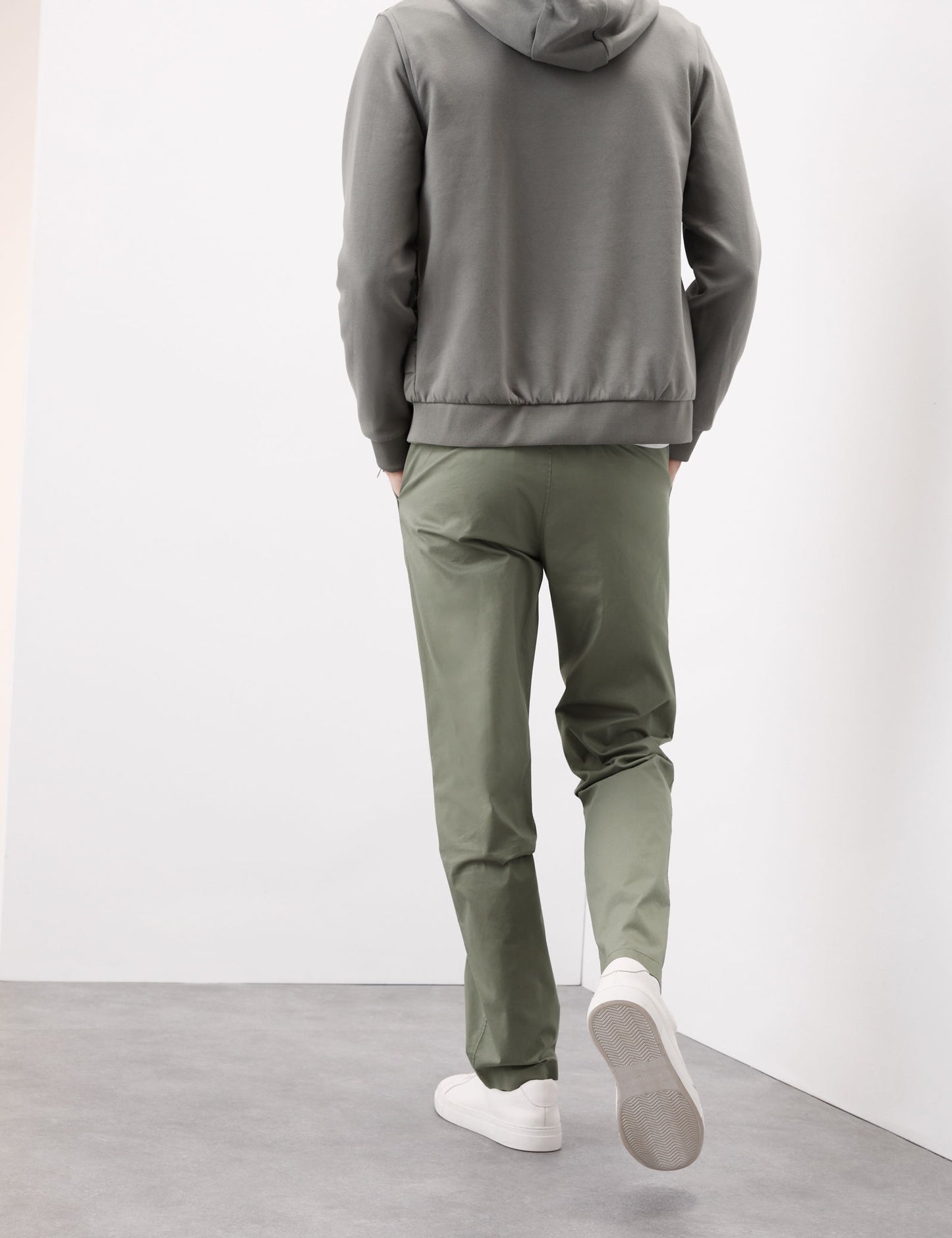 Regular Fit Süper Lightweight Chino