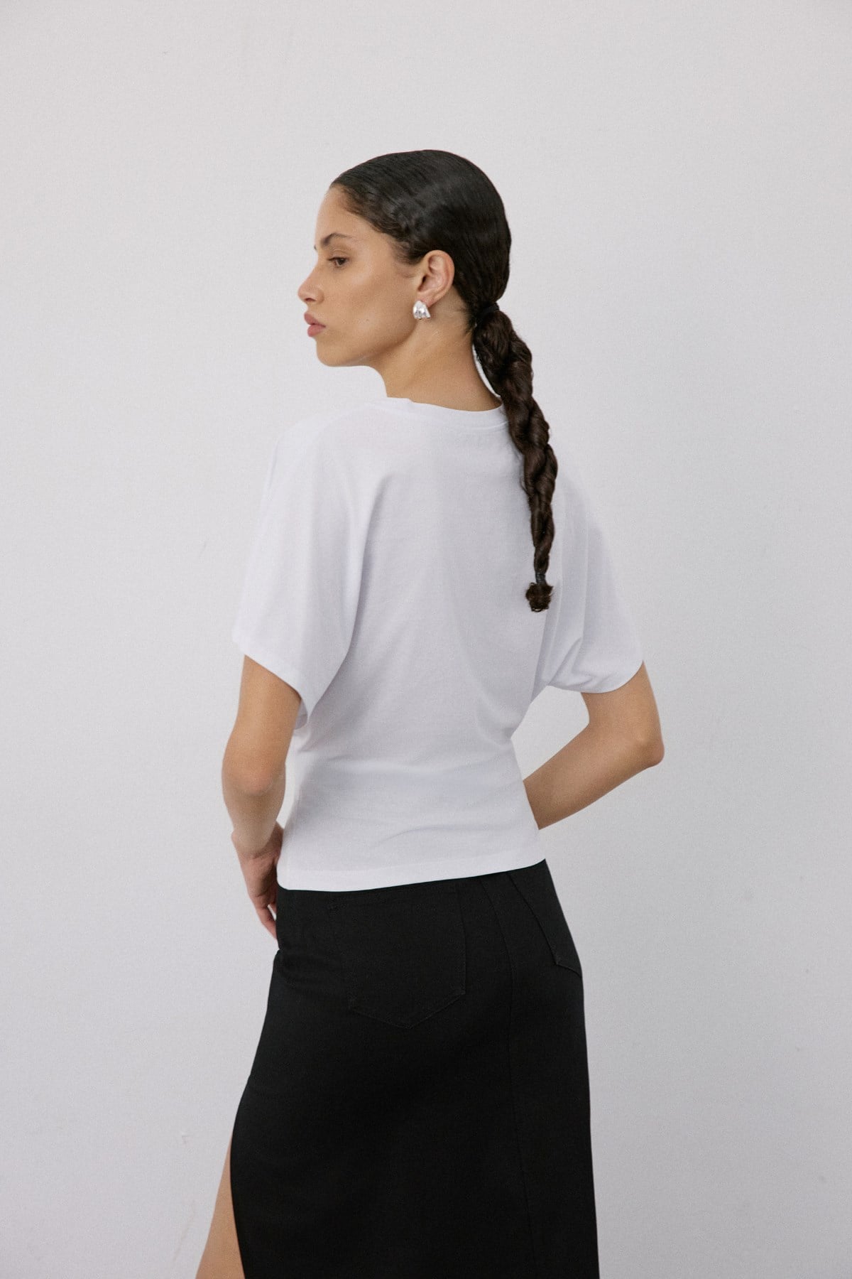 Bisiklet Yaka Büzgü Detaylı Beyaz T-shirt