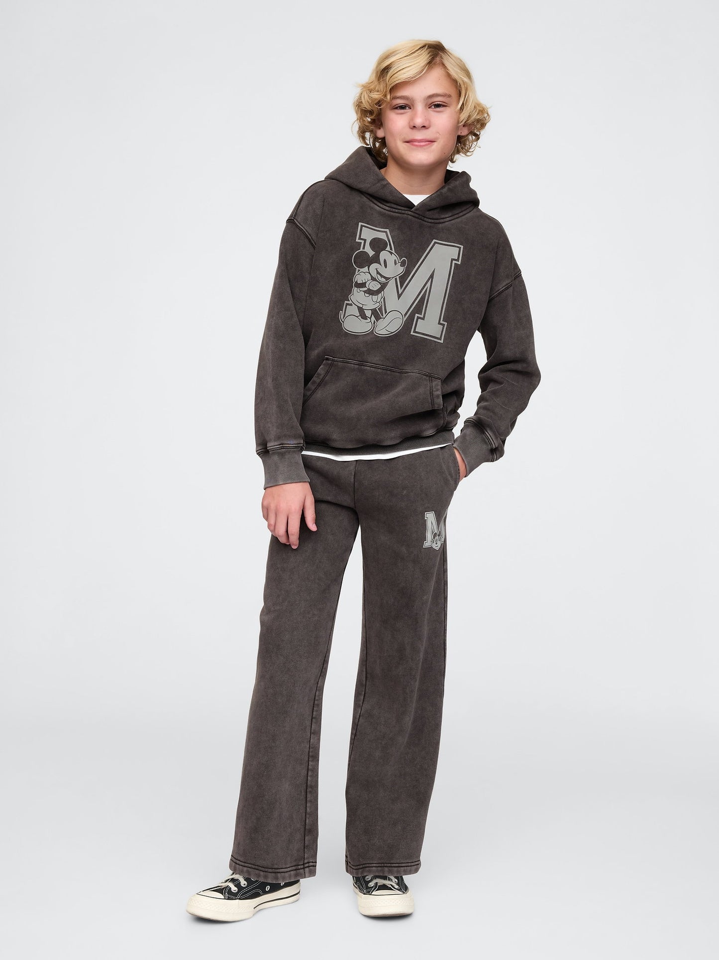 Gri Gap × Disney Gap Logo Vintage Soft Fleece Sweatshirt