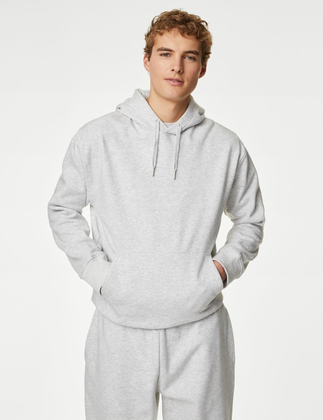 Kapüşonlu Oversize Sweatshirt