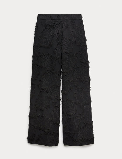 Geniş Paça Püskül Detaylı Pantolon
