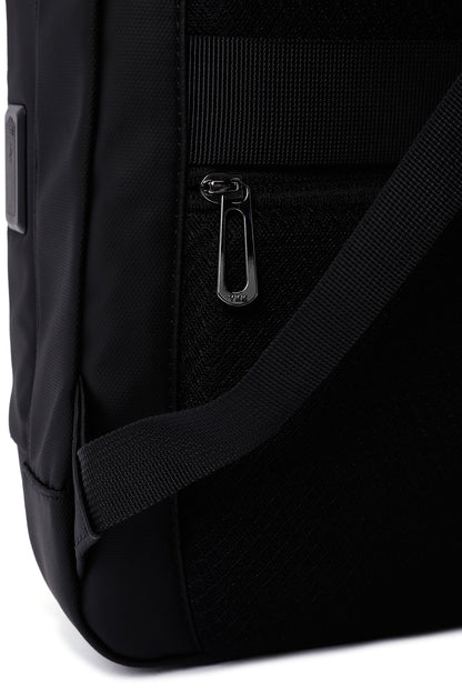 D-pack Erkek Siyah Teknolojik Kumaş Hardcase Sırt Çantası