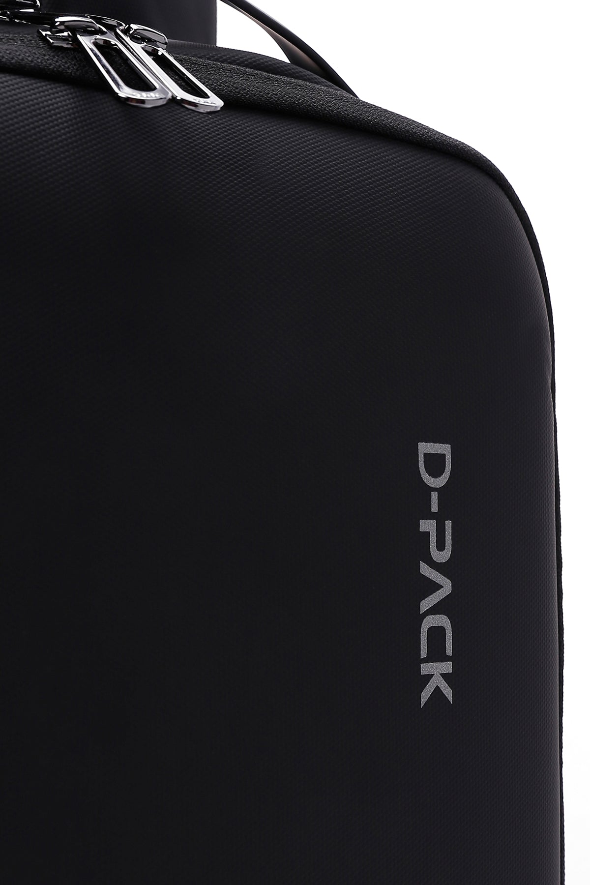 D-pack Erkek Siyah Teknolojik Kumaş Hardcase Sırt Çantası