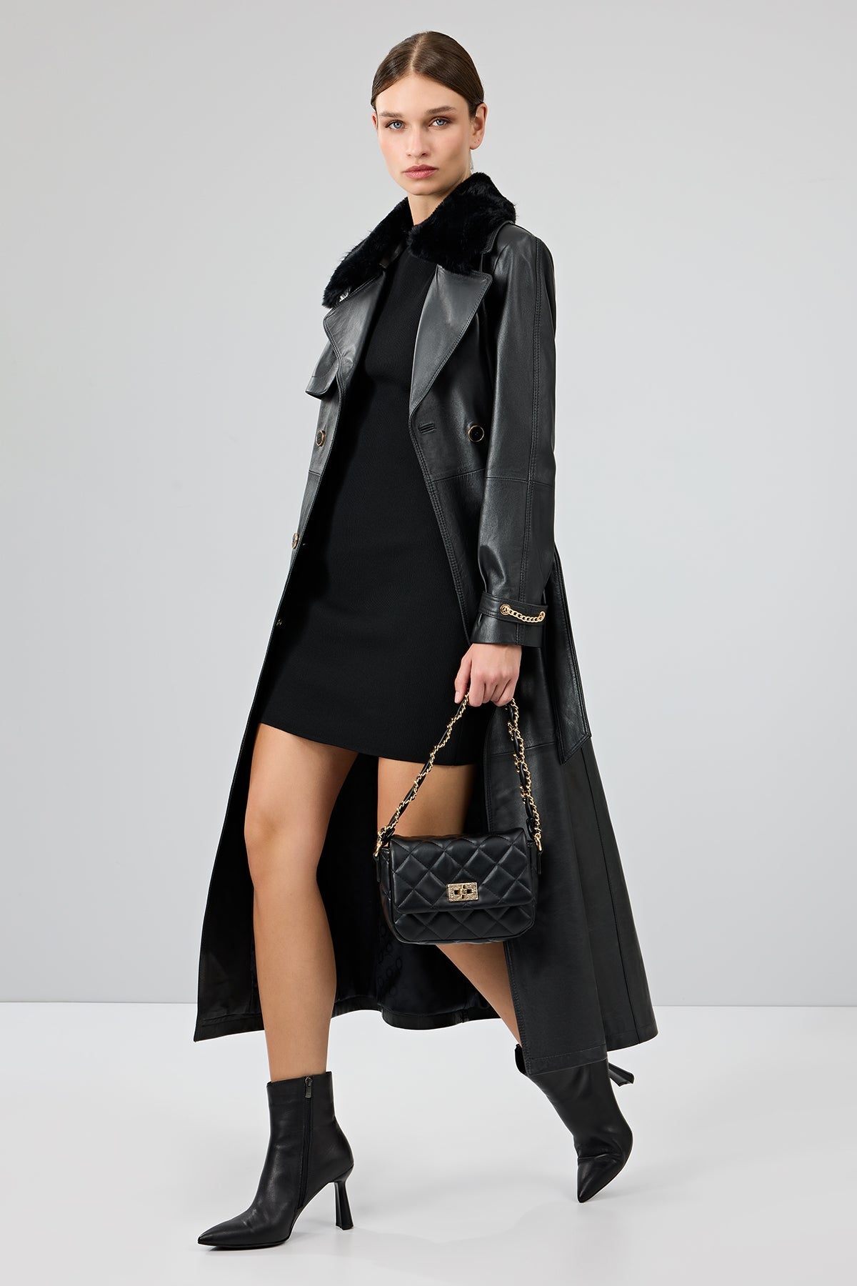 Jenny Kadın Siyah Yaka Kürklü Kemer Detaylı Deri Trençkot