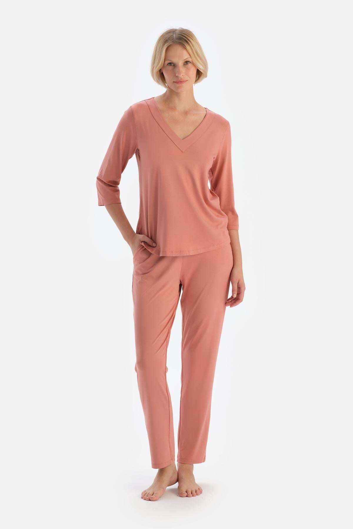 Gül Kurusu Uzun Kollu V Yaka Viskon Pijama Takımı