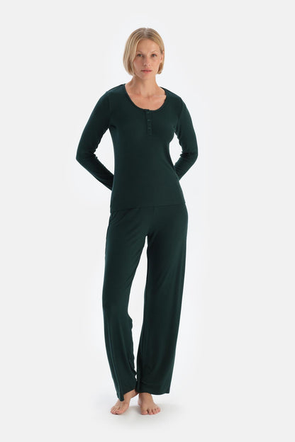 Koyu Yeşil Uzun Kollu Viskon Kaşkorse Pijama Takımı