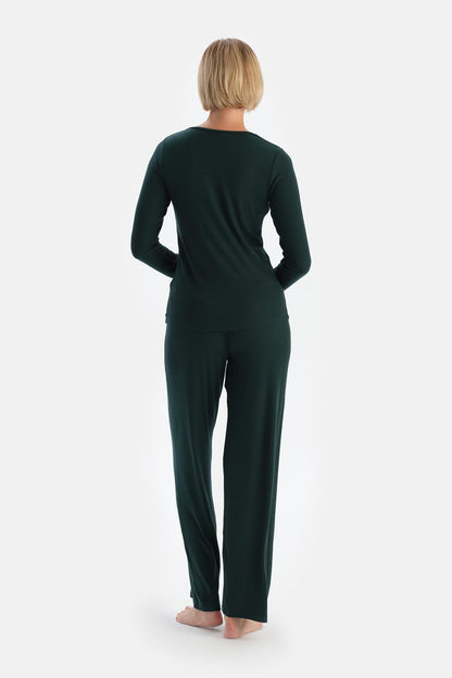 Koyu Yeşil Uzun Kollu Viskon Kaşkorse Pijama Takımı