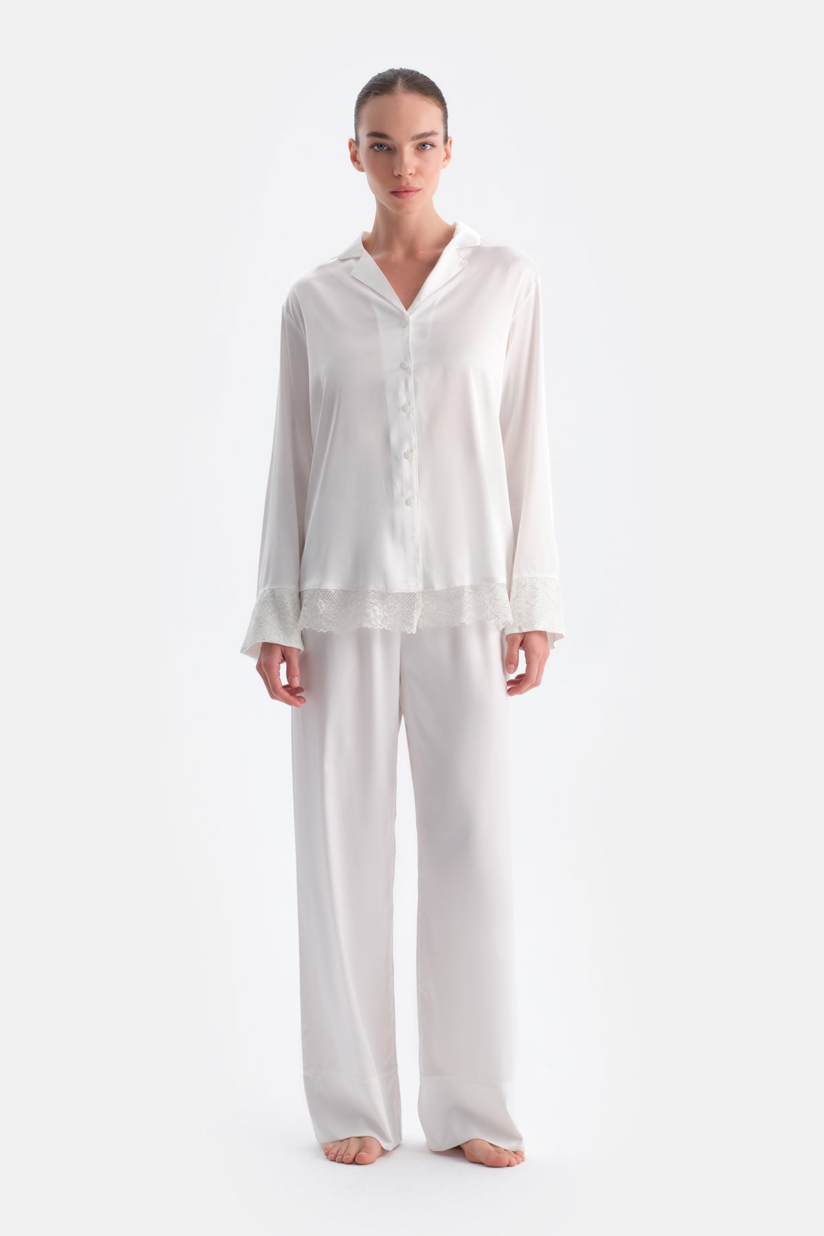 Beyaz Dantel Detaylı Saten Brıde Pantolon