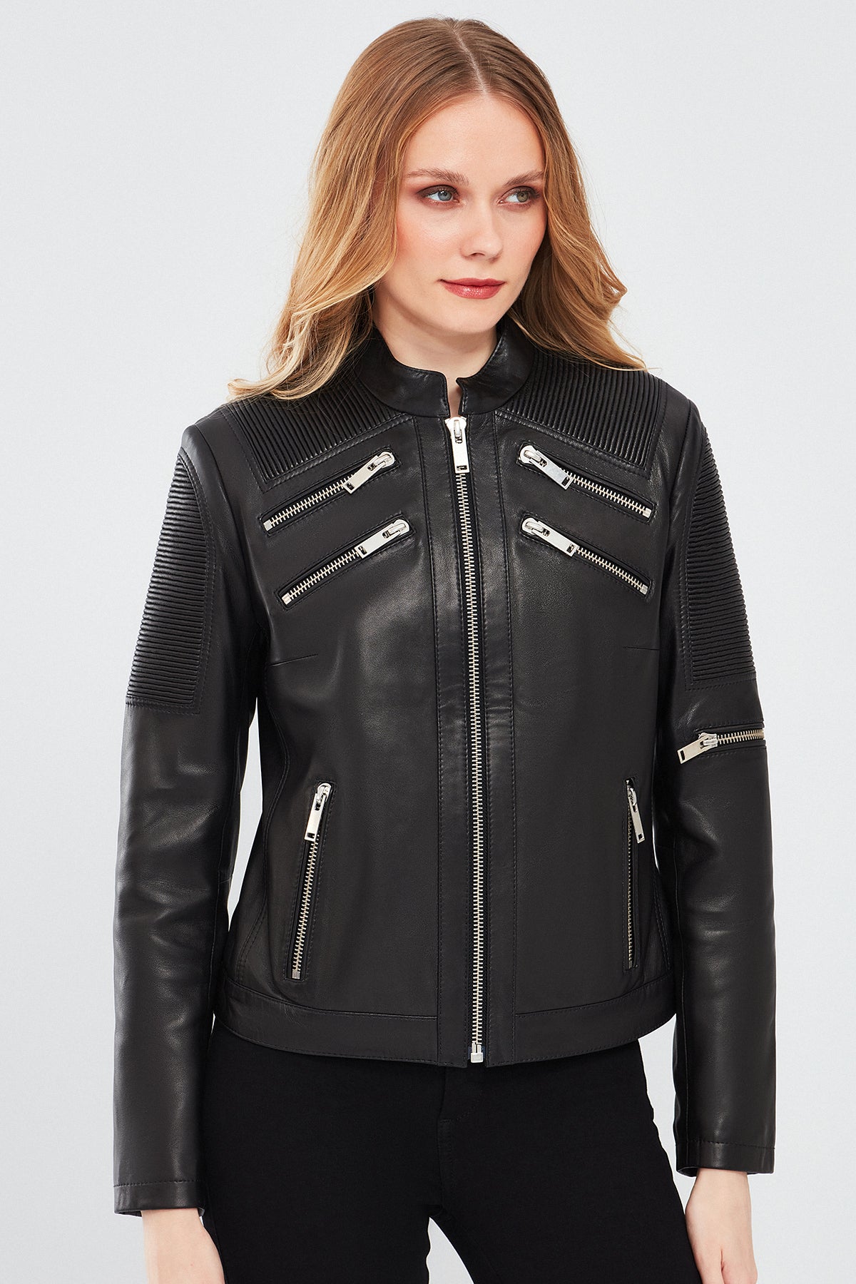 Milano Kadın Siyah Kısa Deri Ceket