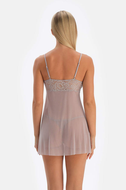 Açık Gri Dantel Ve Sim Detaylı Babydoll
