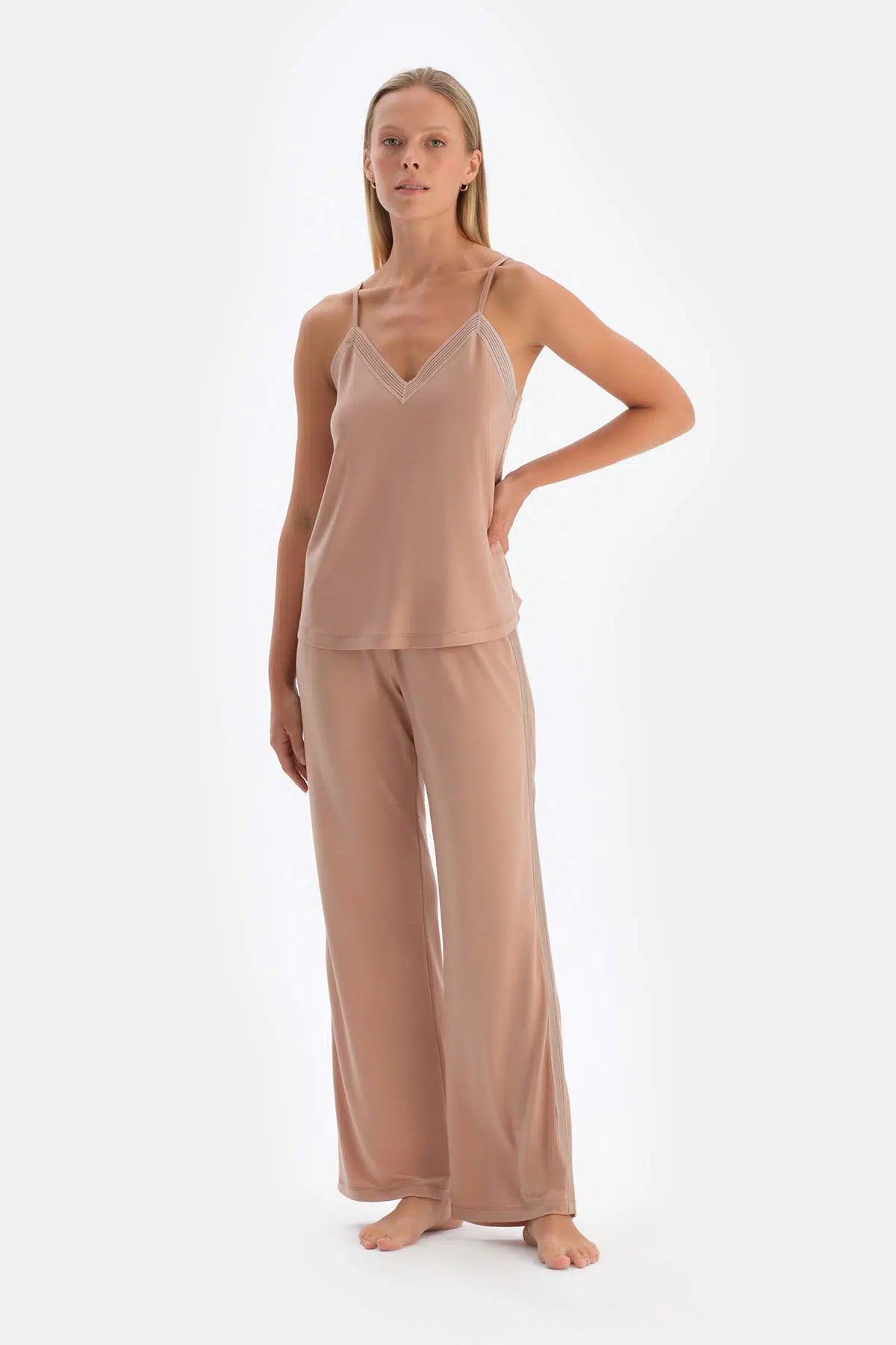 Açık Kahve Basic Ince Askılı Atlet Pijama Üstü