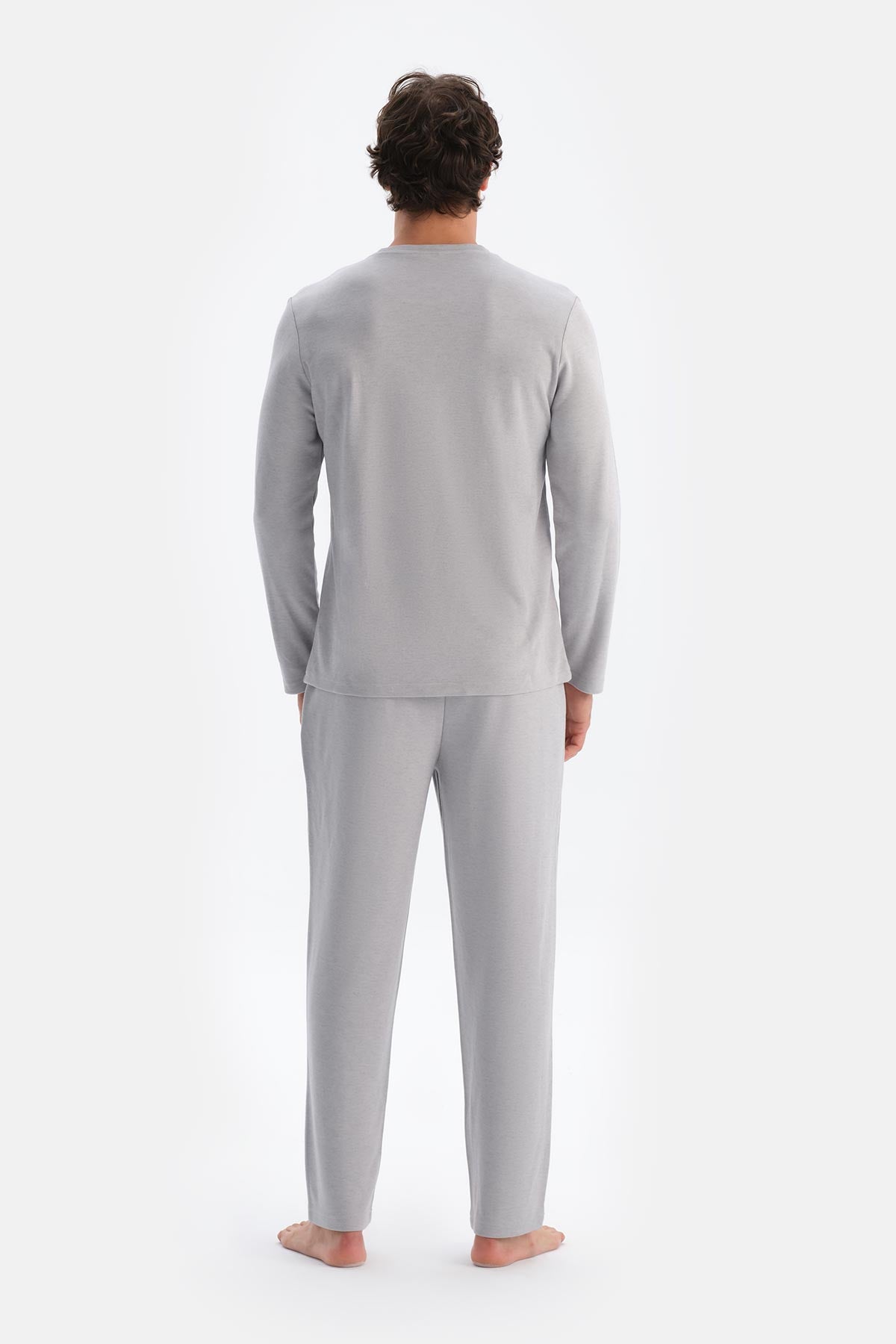 Açık Gri Bisiklet Yaka Uzun Kollu Yünlü Pijama Takımı