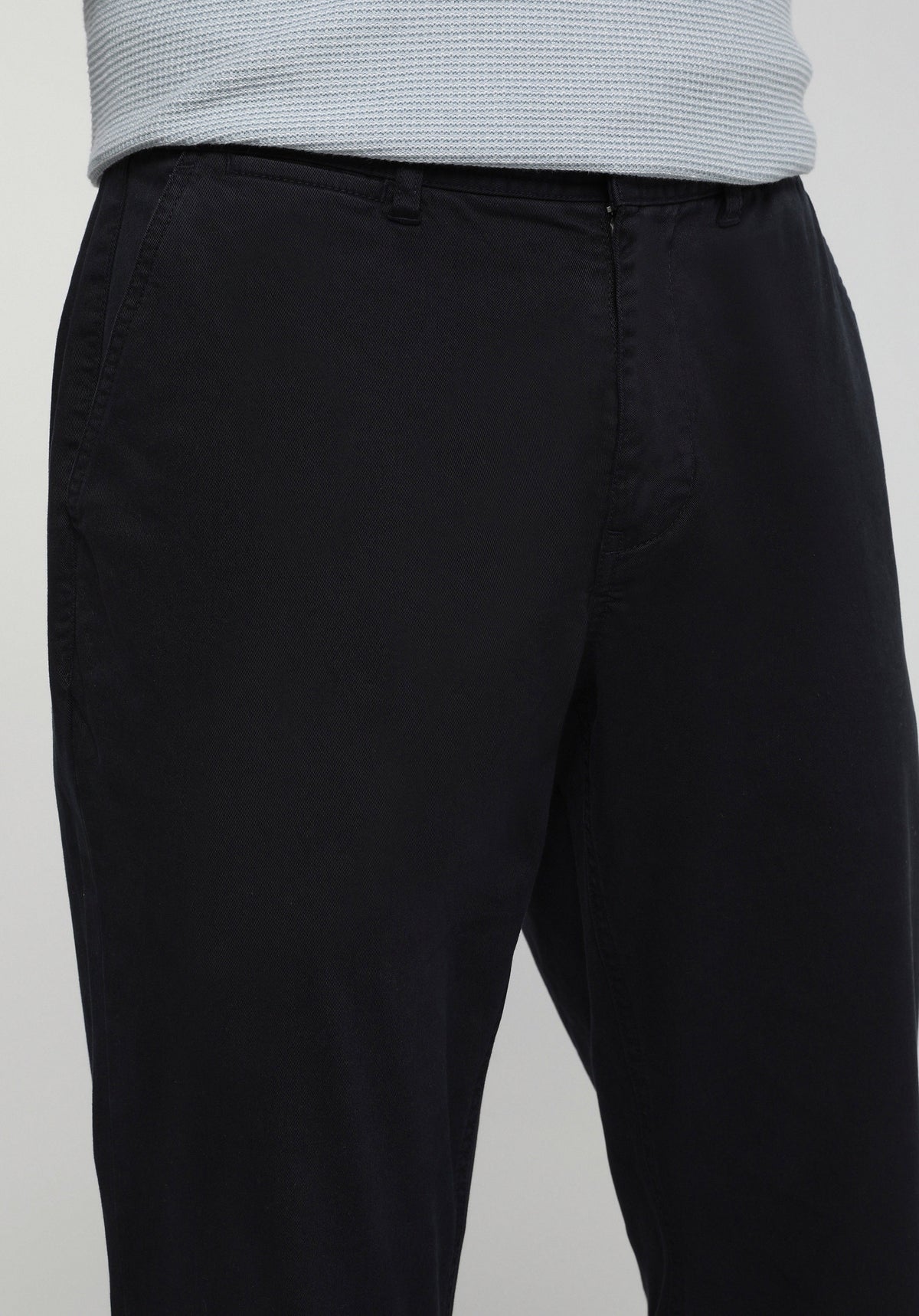 Regular Fit Orta Bel Düz Paça Cepli Erkek Lacivert Pantolon