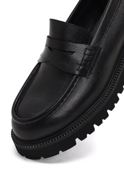 Kadın Siyah Kalın Tabanlı Deri Loafer