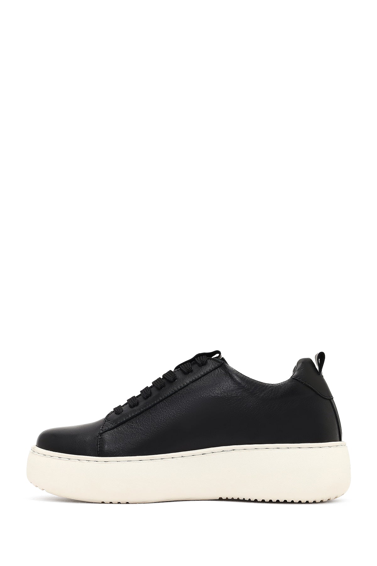 Kadın Siyah Bağcıklı Kalın Tabanlı Deri Sneaker