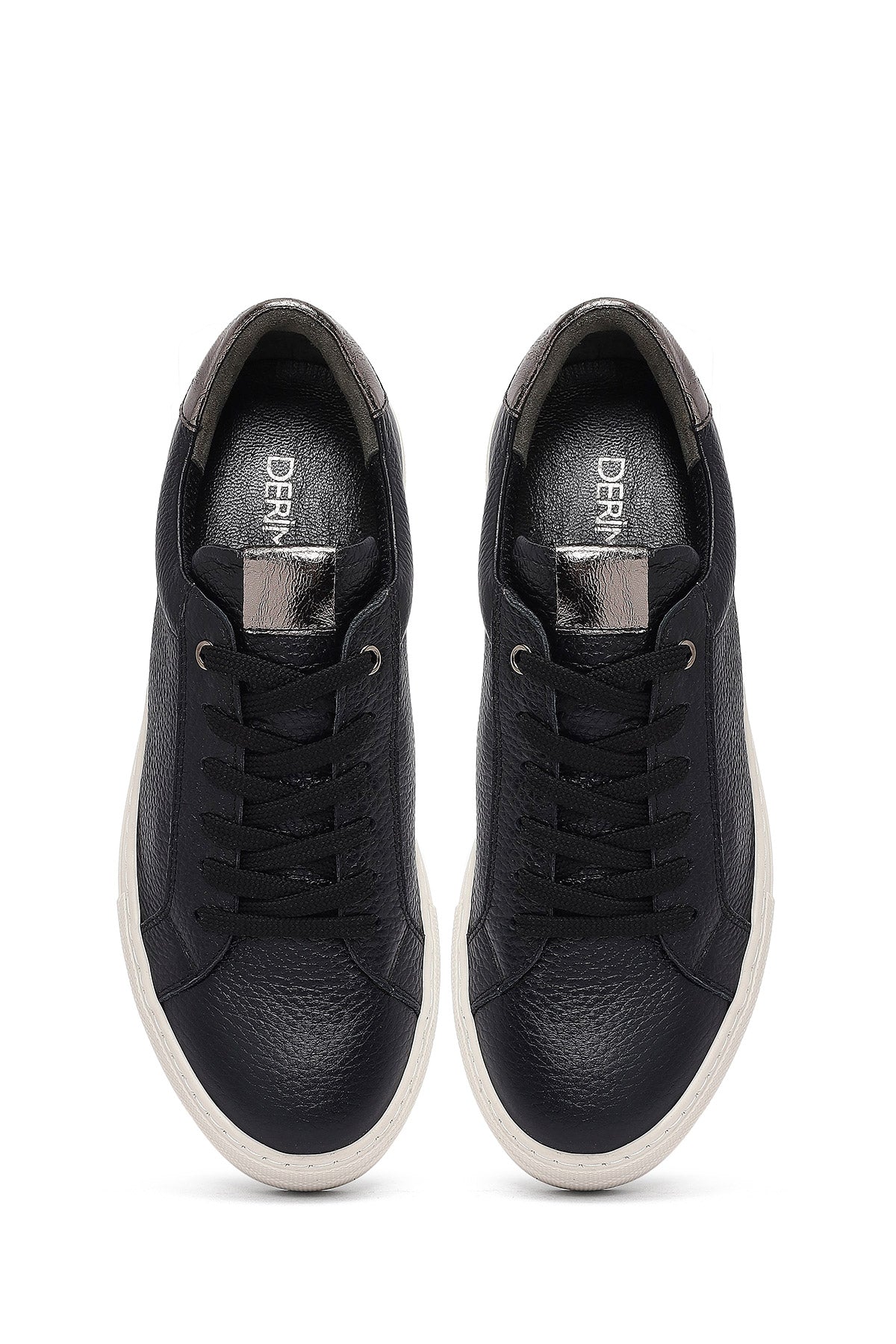 Kadın Siyah Bağcıklı Kalın Tabanlı Deri Sneaker