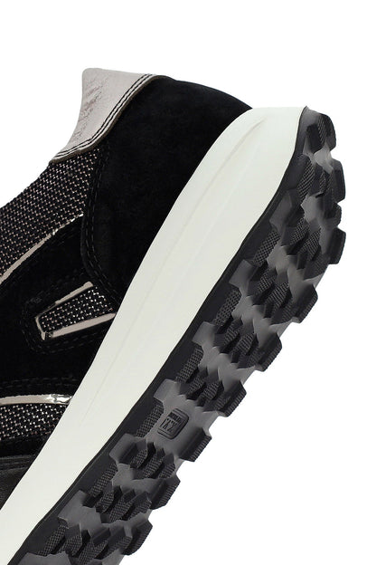 Kadın Siyah Bağcıklı Kalın Tabanlı Deri Sneaker