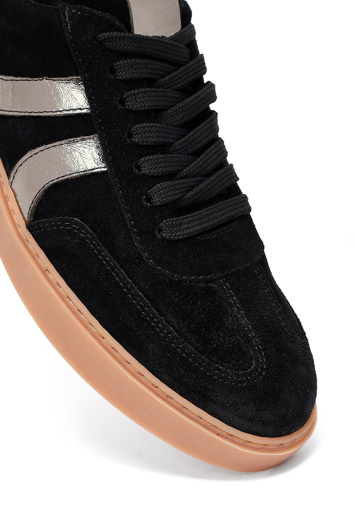Kadın Siyah Bağcıklı Süet Deri Sneaker