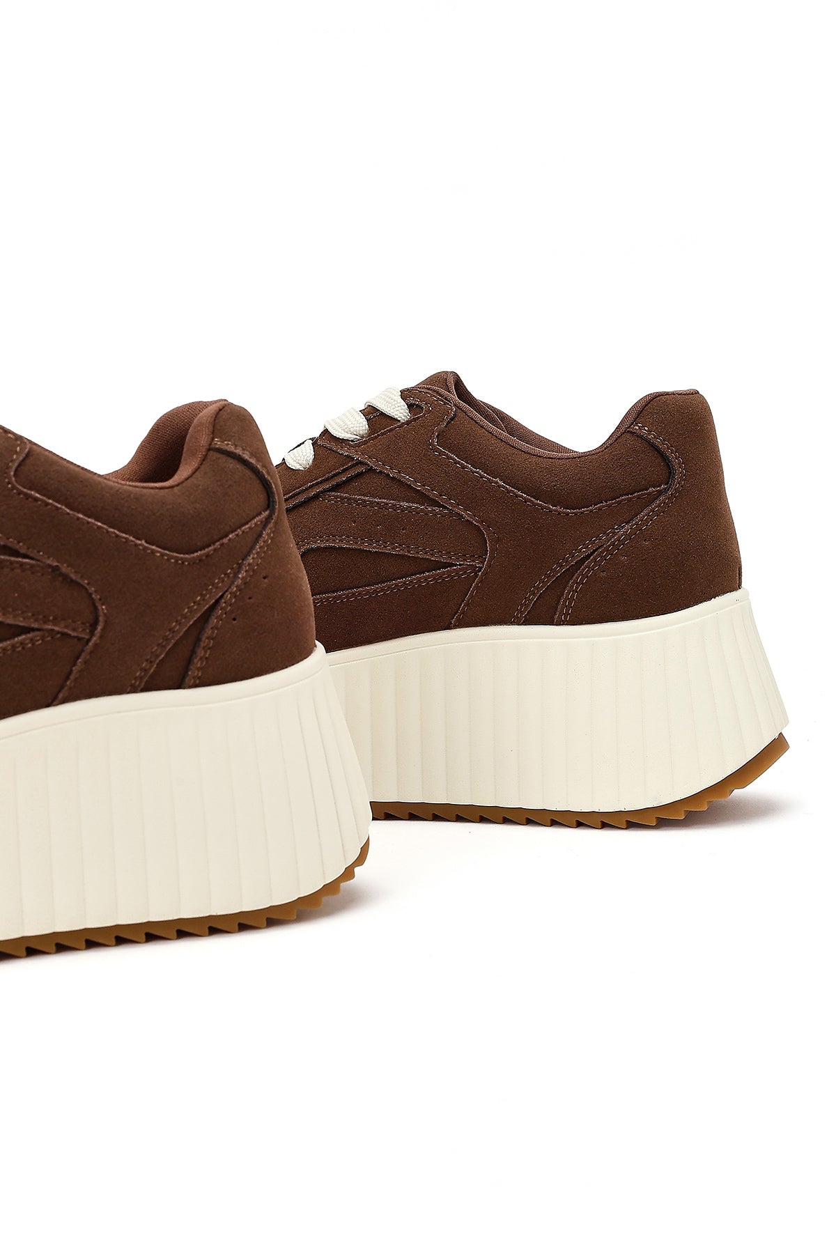 Kadın Kahverengi Bağcıklı Kalın Tabanlı Süet Sneaker