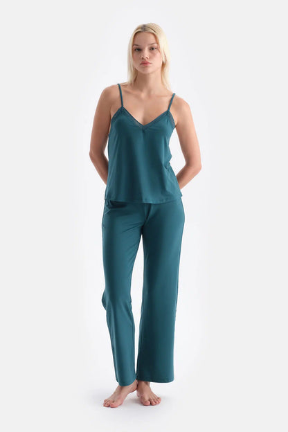 Koyu Yeşil Basıc Yanı Şerit Dantel Detaylı Pantolon