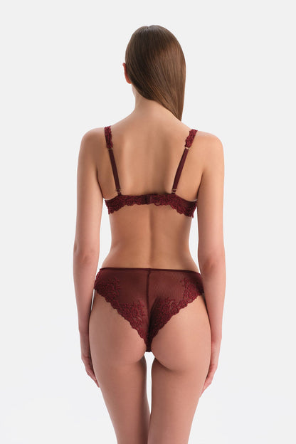 Bordo Dantel Detaylı Sütyen