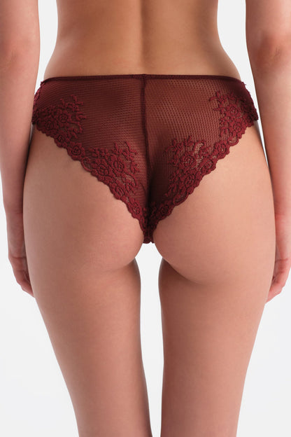 Bordo Dantel Detaylı Sütyen