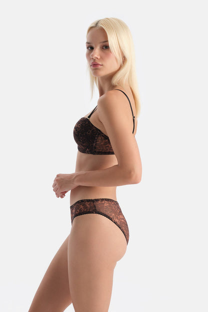 Kahverengi Dantel Detaylı Sütyen