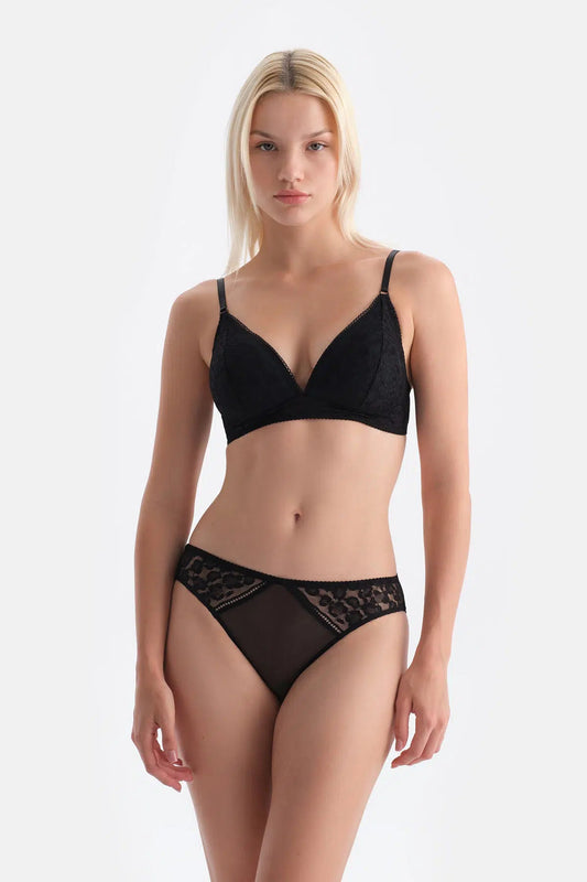 Siyah Dantelli Brazilian Külot