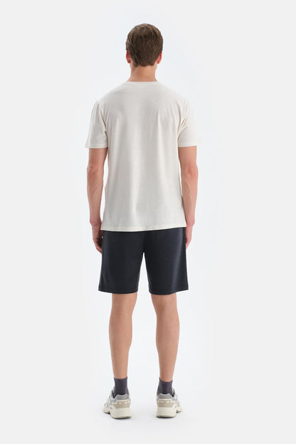 Ekru Bisiklet Yaka Kısa Kollu Örme Keten Tişört