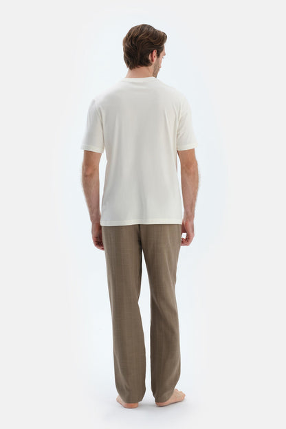 Açık Yeşil Dokulu Düz Paça Pantolon