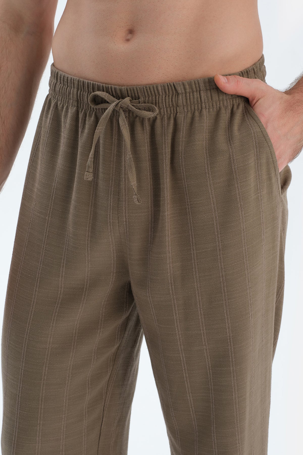 Açık Yeşil Dokulu Düz Paça Pantolon