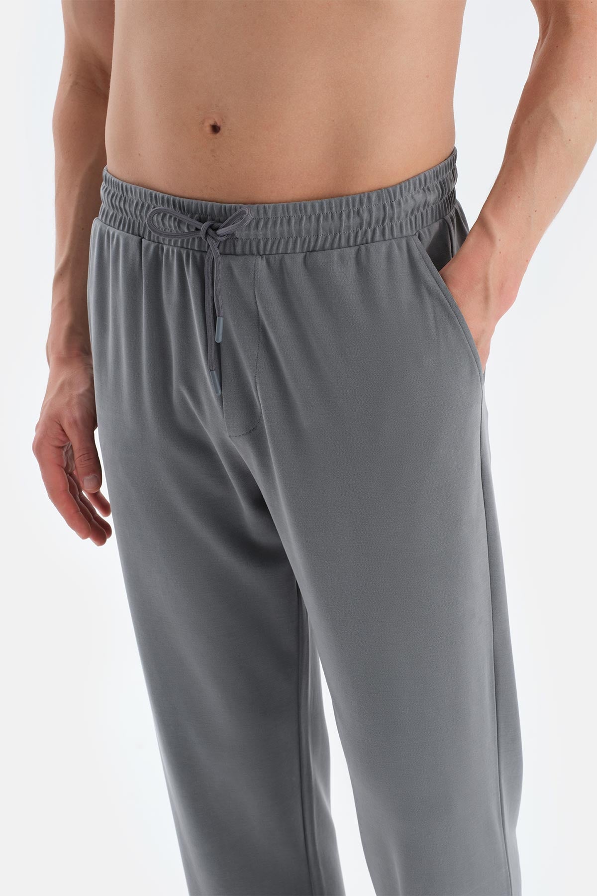 Antrasıt Patlet Detaylı Düz Paça Pantolon