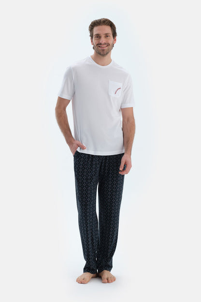 Ekru Cep Detaylı Kısa Kollu Tişört Mıkroprınt Desenli Pantolon Pijama